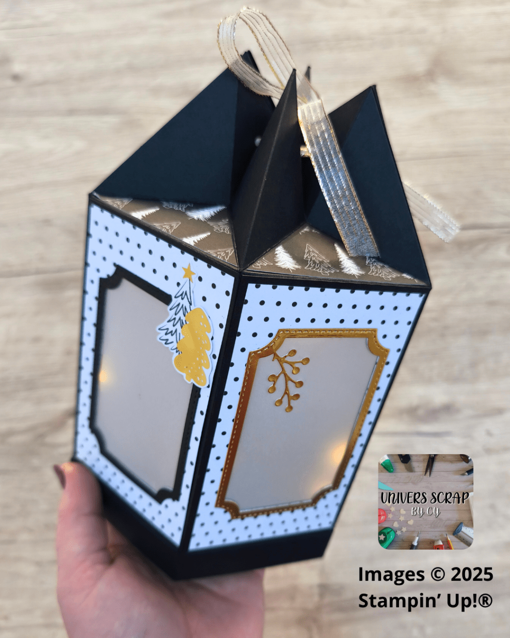 Lanterne Hexagonale de&nbsp;Noël